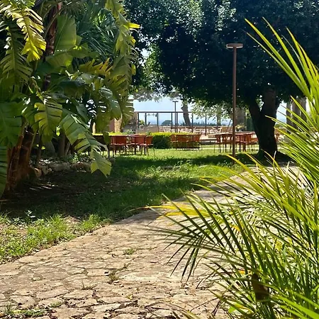 Hotel Masseria Del Carboj 4*