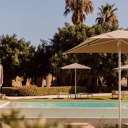 Masseria Del Carboj 4*